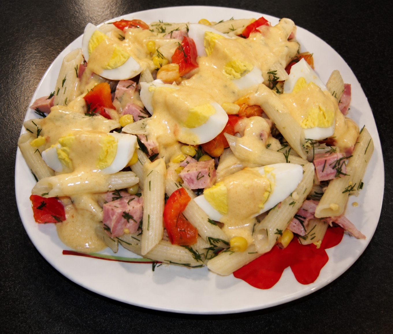 Salata de paste cu oua