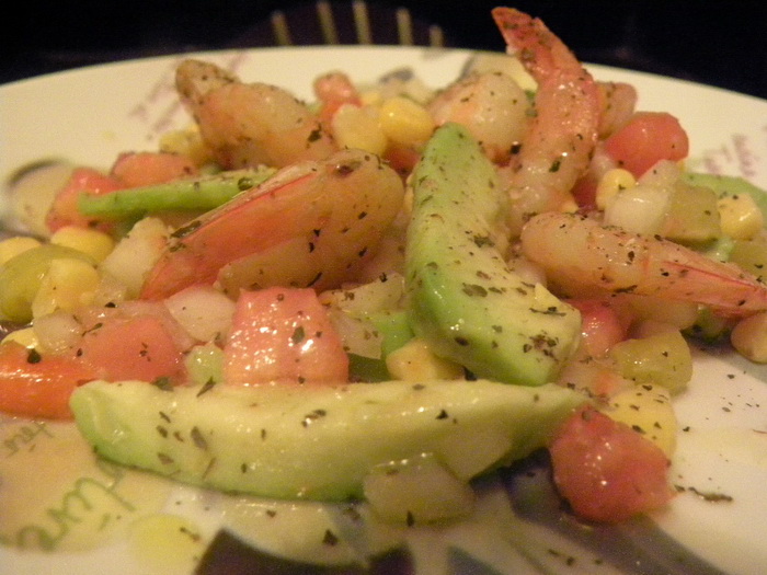 Salata de creveti si avocado