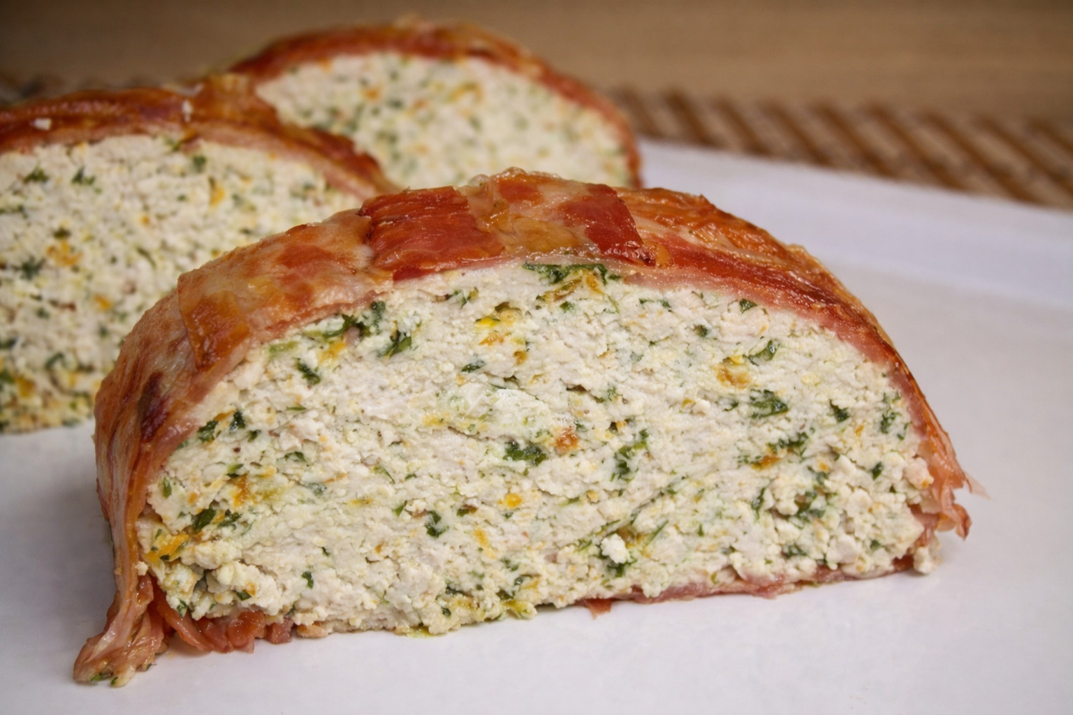 Aperitiv drob de pui in bacon