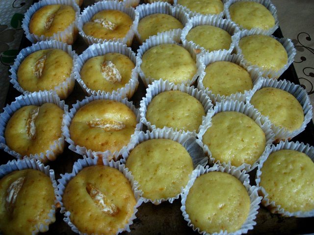 Muffins cu mandarine