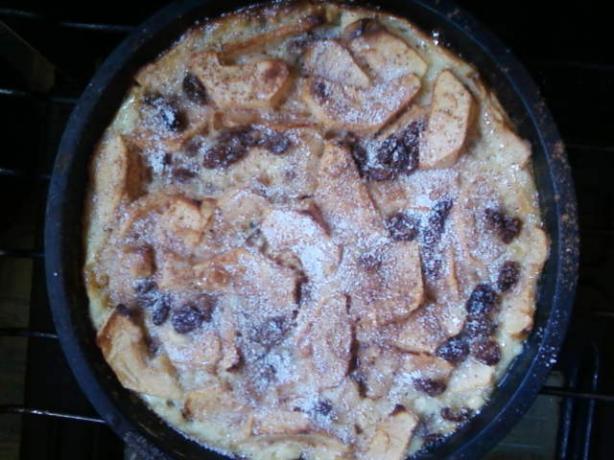 Clafoutis cu mere