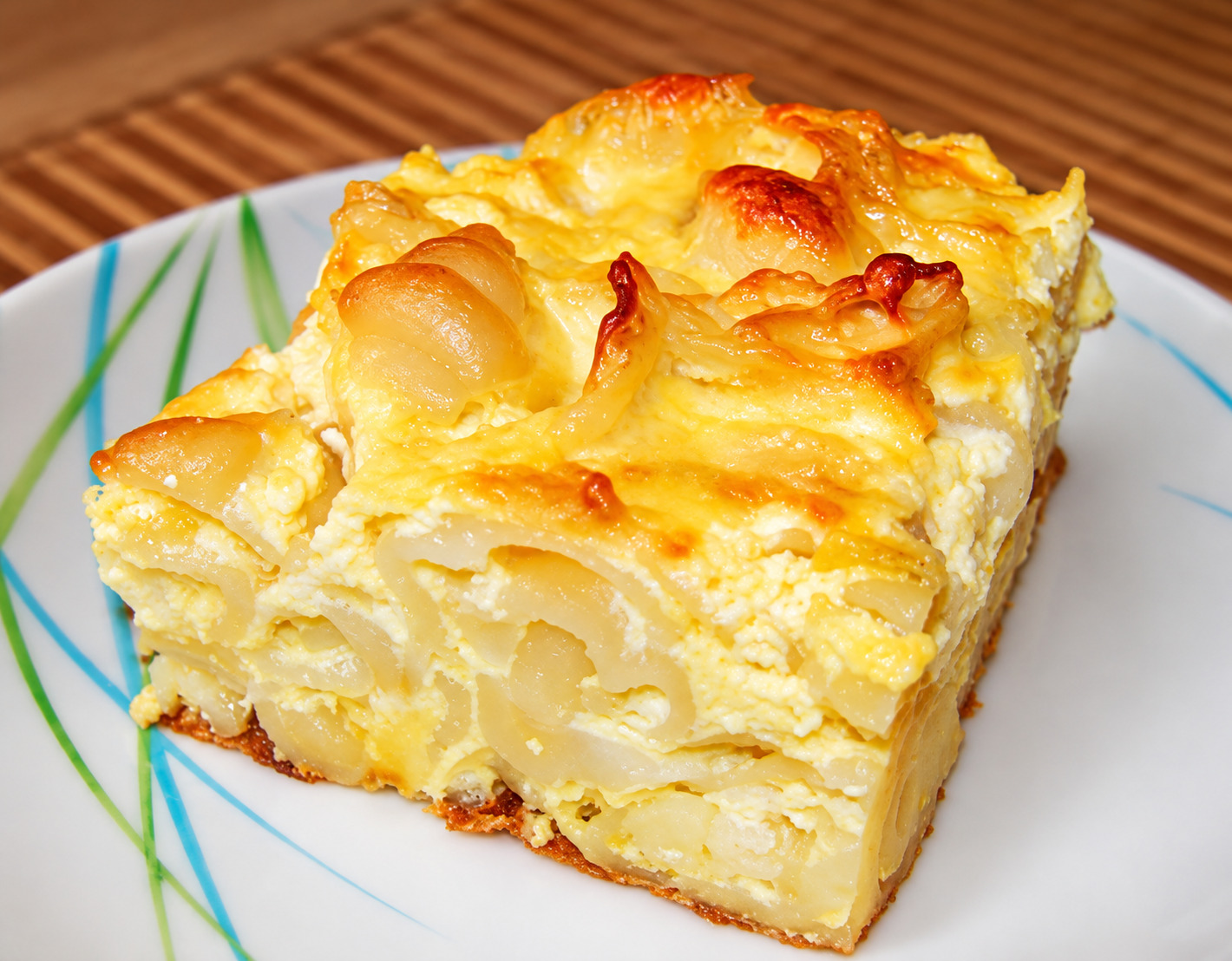 Budinca de paste cu lapte si cascaval
