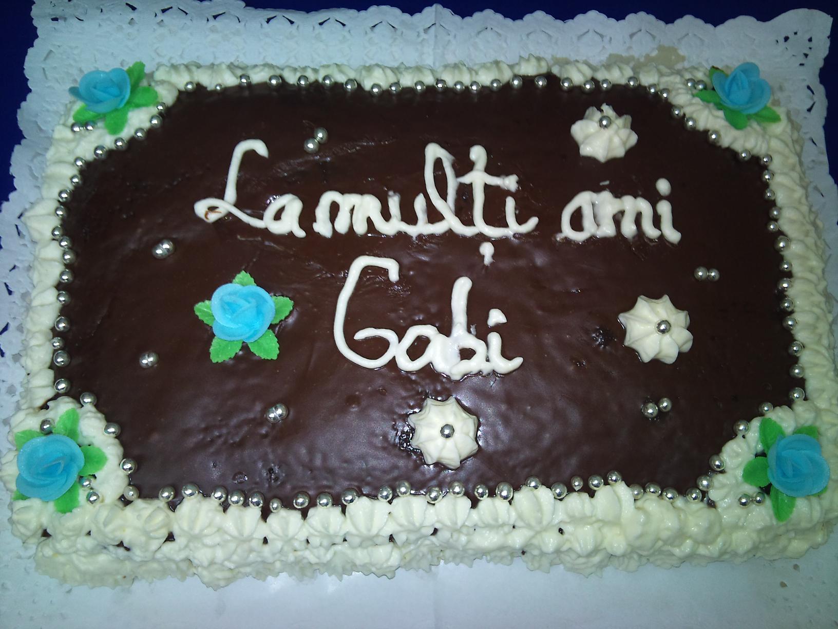 Tort cu ciocolata si frisca