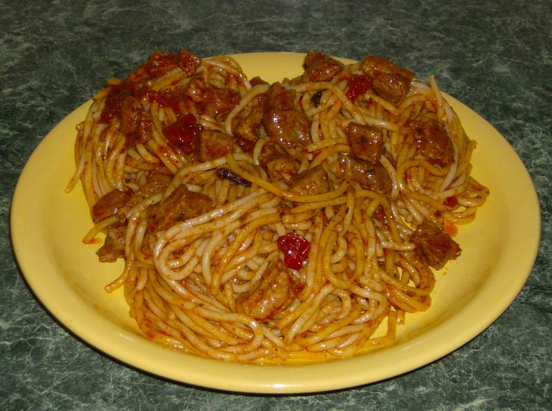 Spaghete cu carne