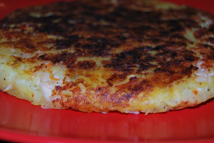 Rosti cu pastrama de pui