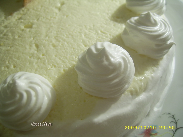 Tort cu crema de mascarpone