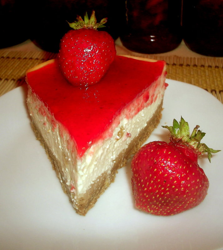 Cheesecake cu capsuni