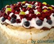 Pavlova cu budinca si fructe-4