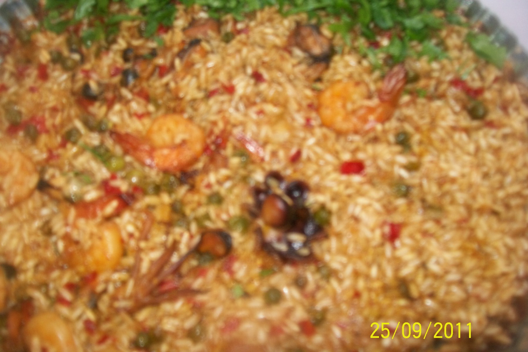 Paella cu fructe de mare
