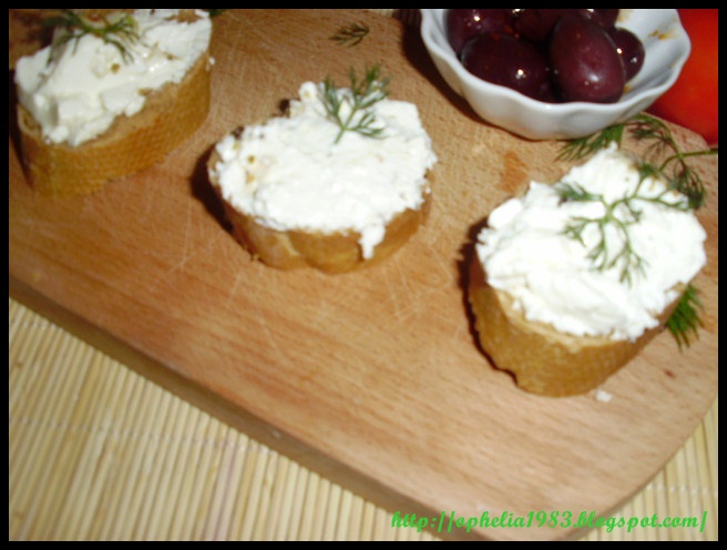 Branza Feta coapta in folie