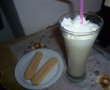 Hot Mikshake de banane cu vanilie si frisca-0