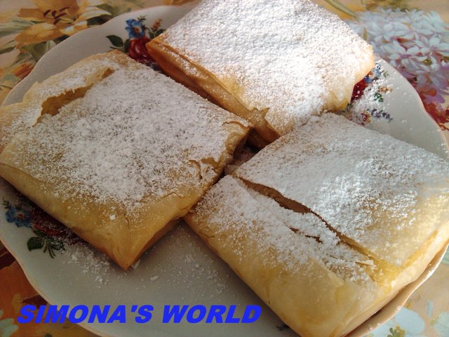 Bougatsa