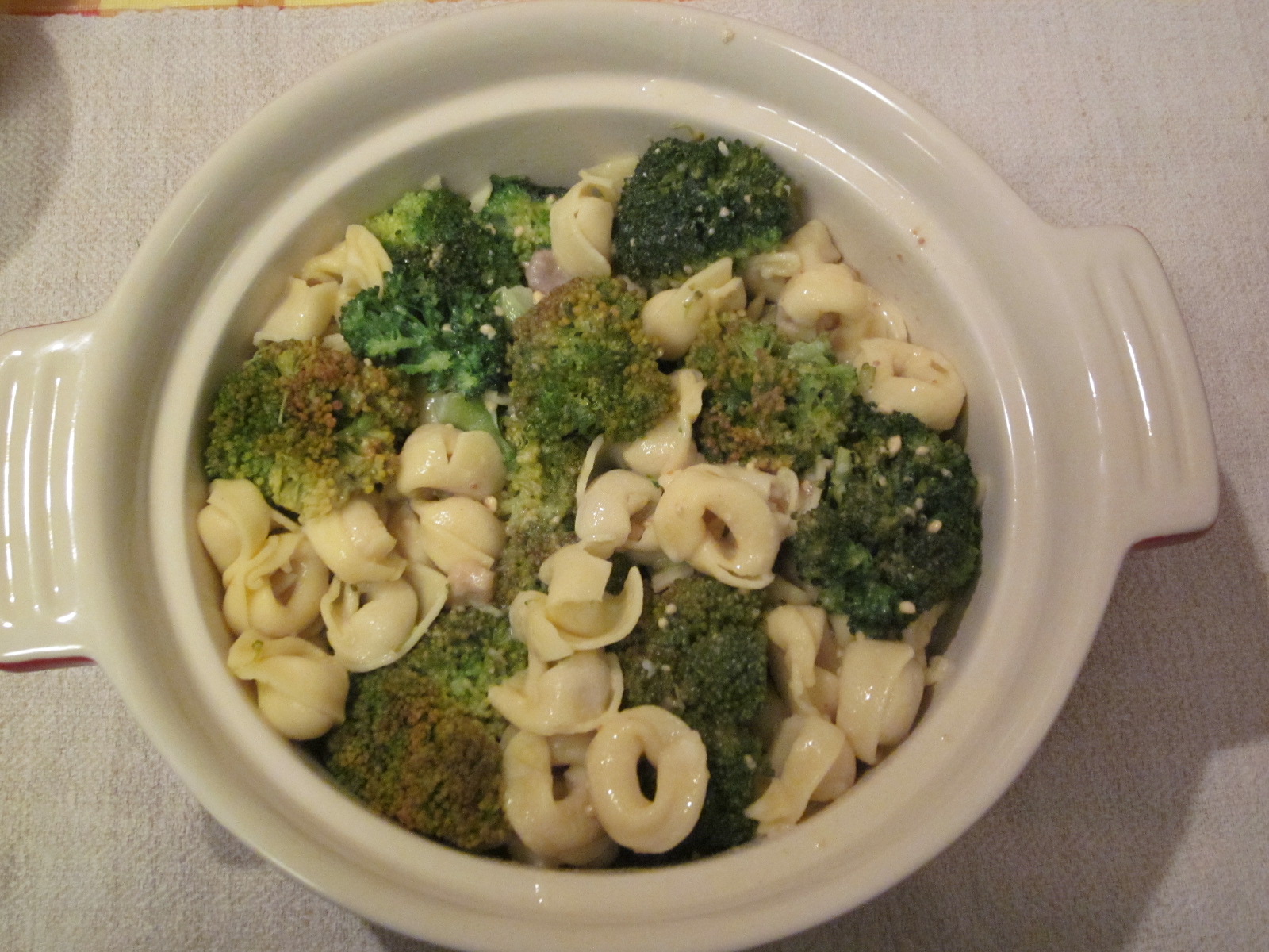 Tortellini cu broccoli