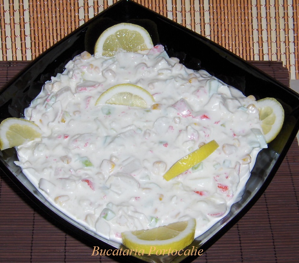 Salata cu surimi