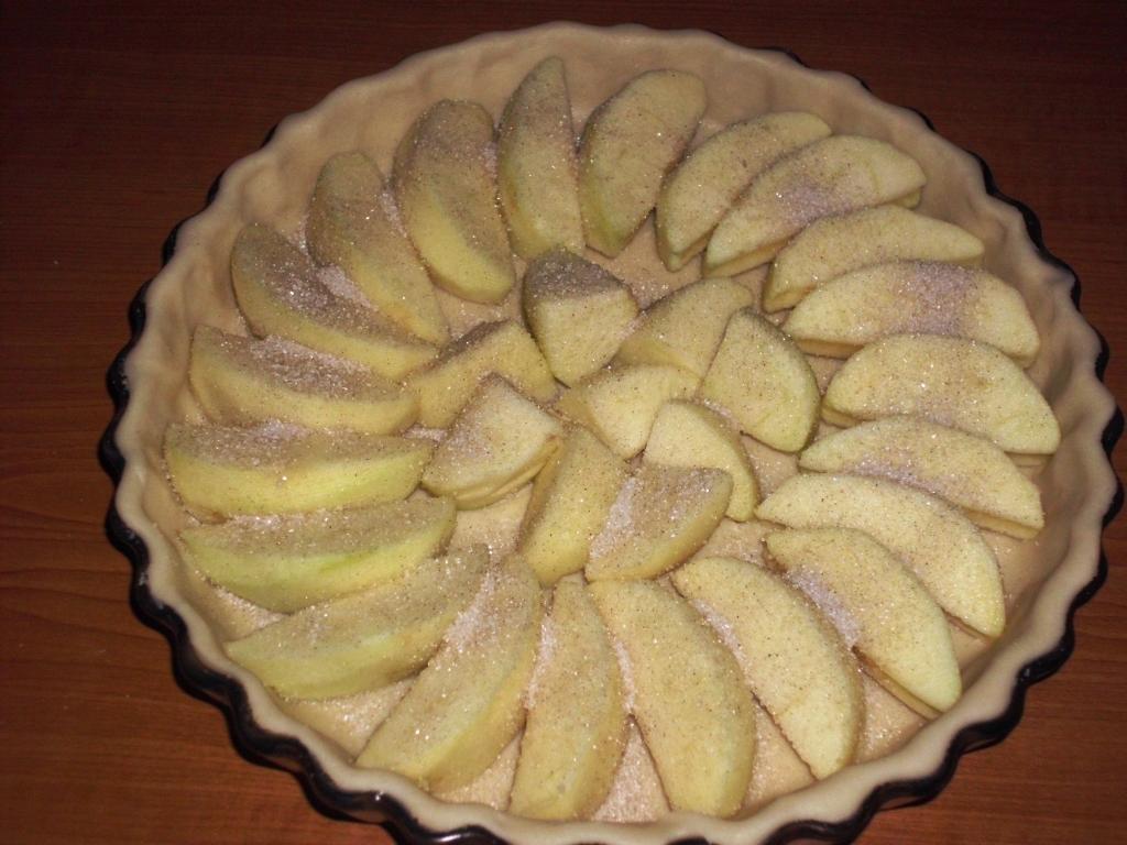 Tarta alsaciana cu mere