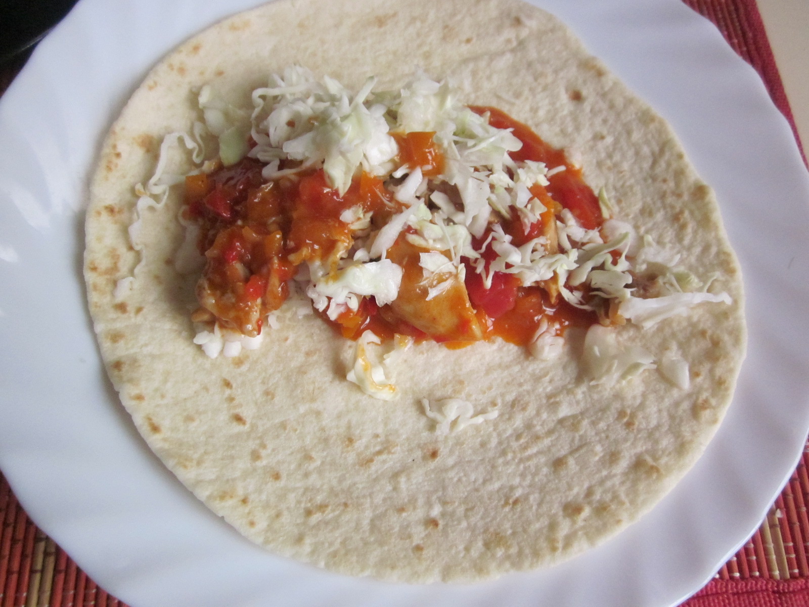 Tortilla cu pui si sos Fajita