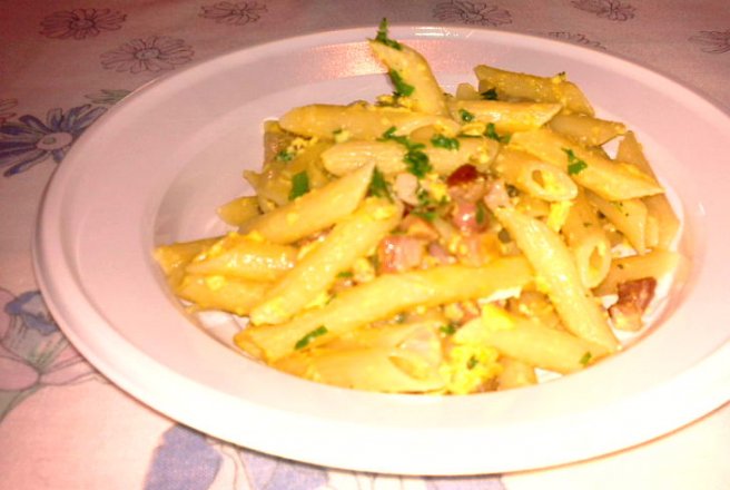 Penne alla carbonara