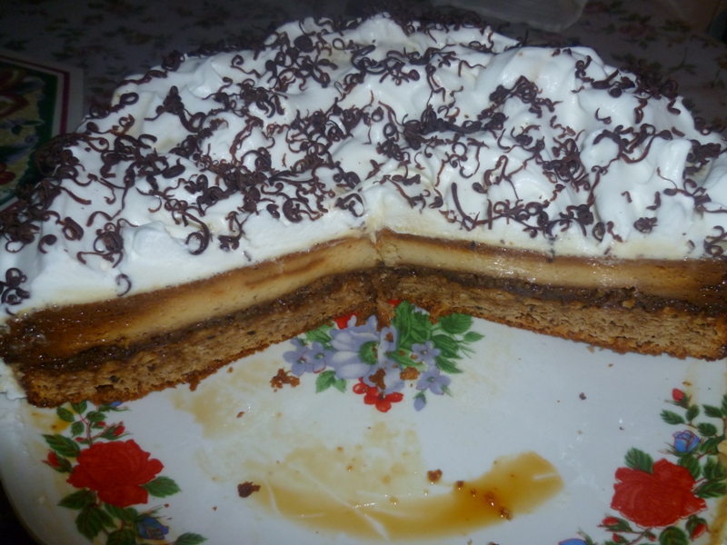 Tort cu crema de zahar ars