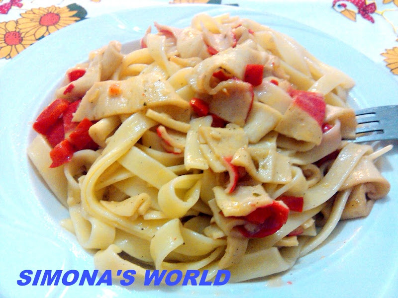 Tagliatelle cu surimi