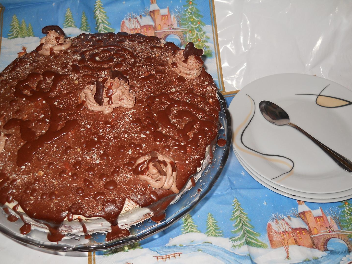 Tort cu mousse de visine