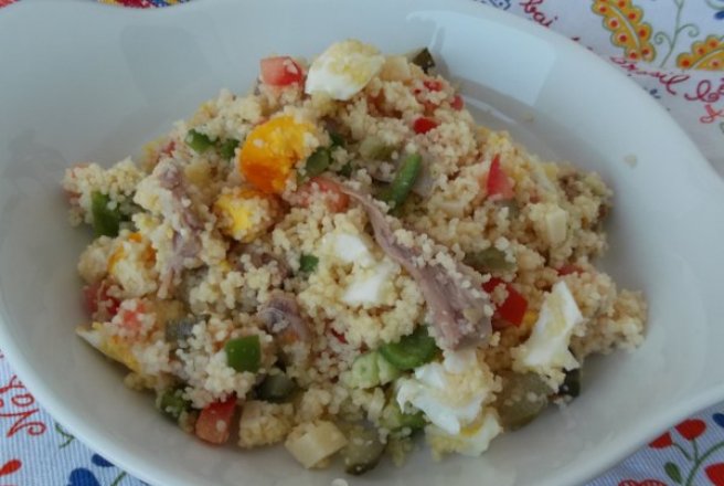 Salata de cus-cus cu pui si legume