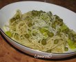 Spaghetti cu praz, mazare si pesto-3