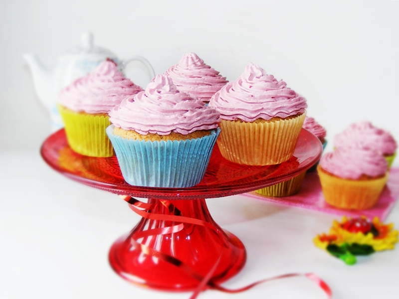 Cupcakes cu crema de visine