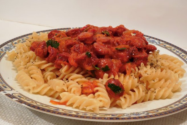 Fusilli cu carnati