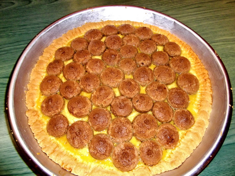 Tarta cu crema si amaretti