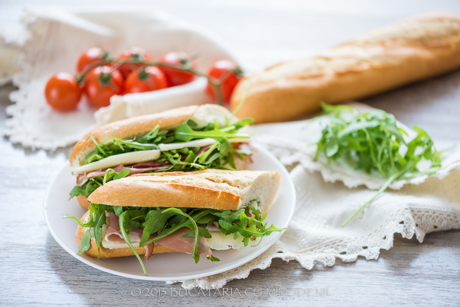 Sandwich cu rucola