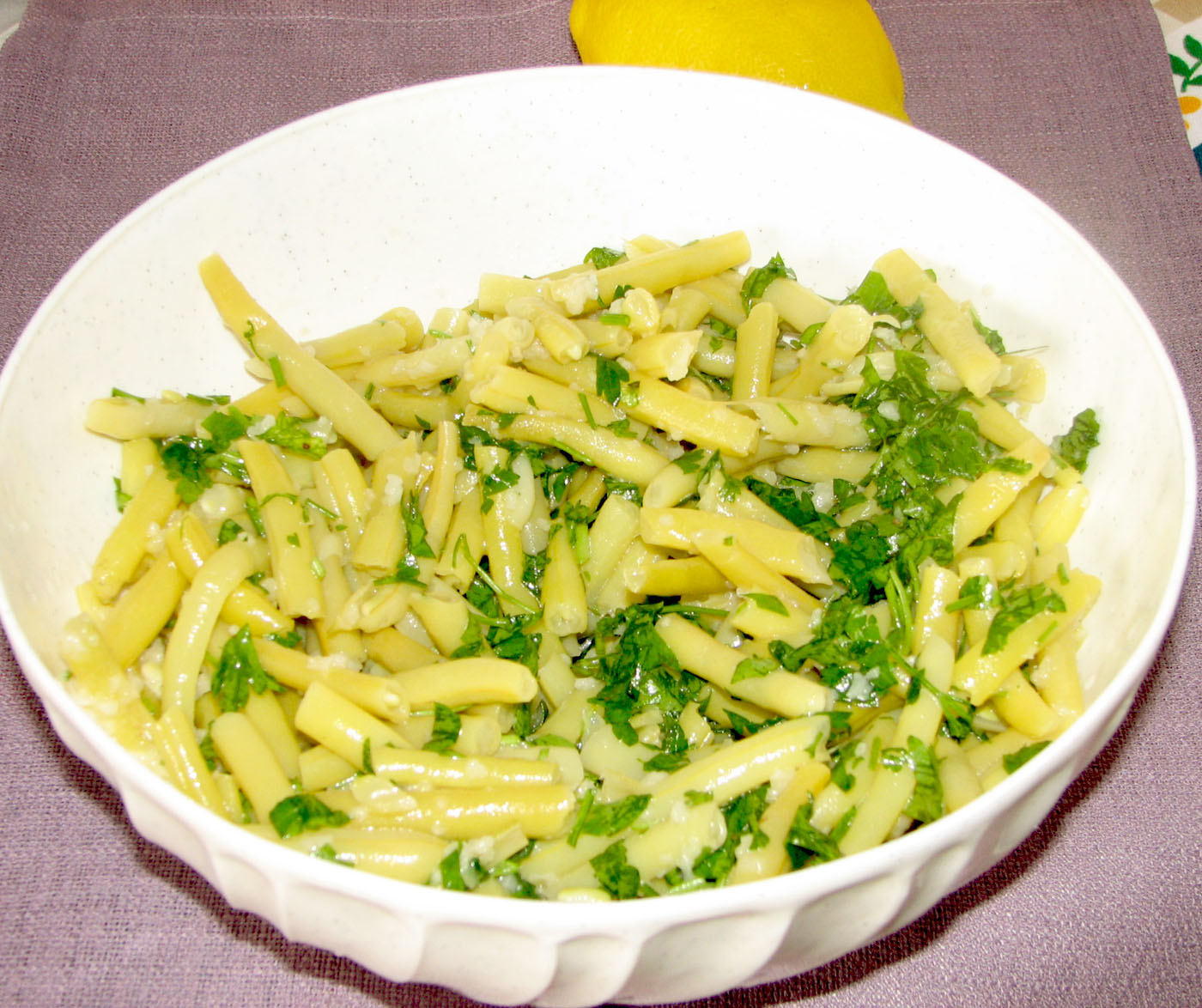 Salata de fasole galbena