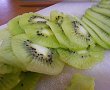 Tort cu crema de ciocolata si kiwi-6