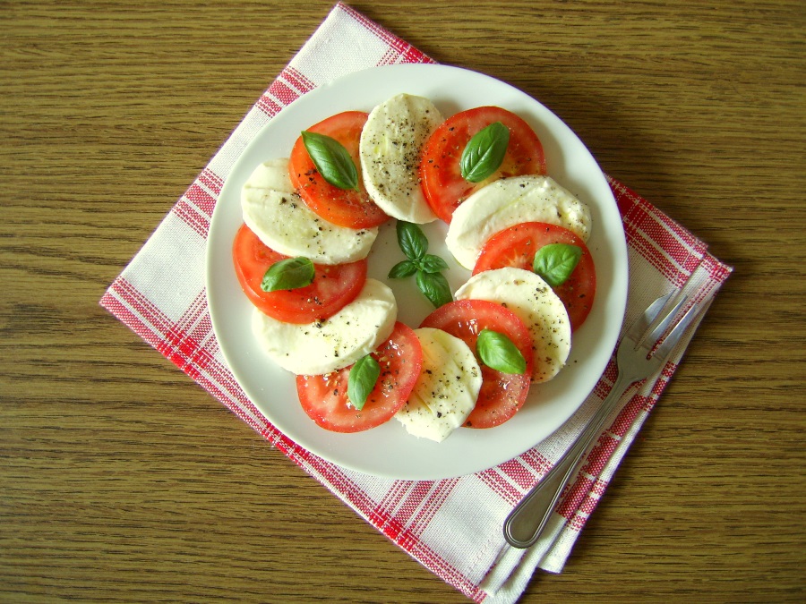 Salata Caprese