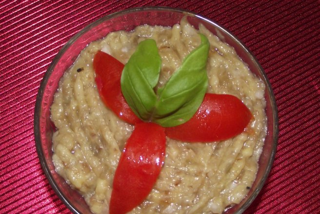 SALATA DE VINETE