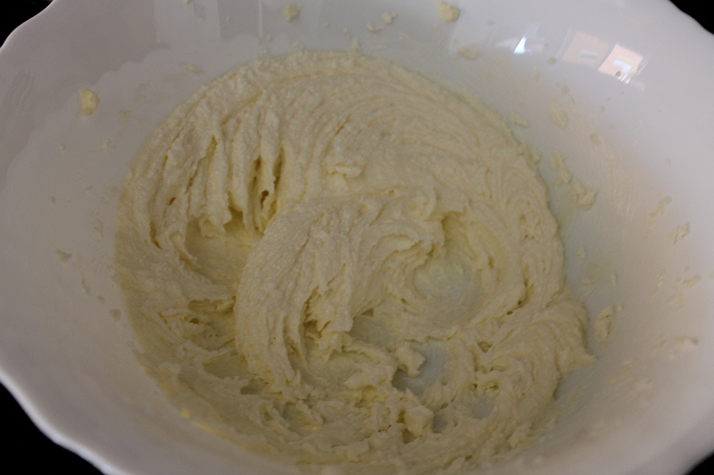 Tort de ciocolata cu crema Ricotta