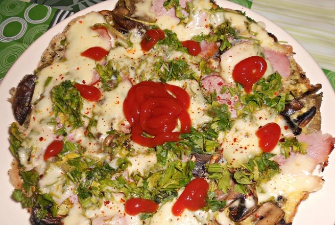 Omleta cu blat de legume "ca de pizza"