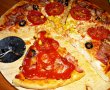 Pizza din blat cu susan-11