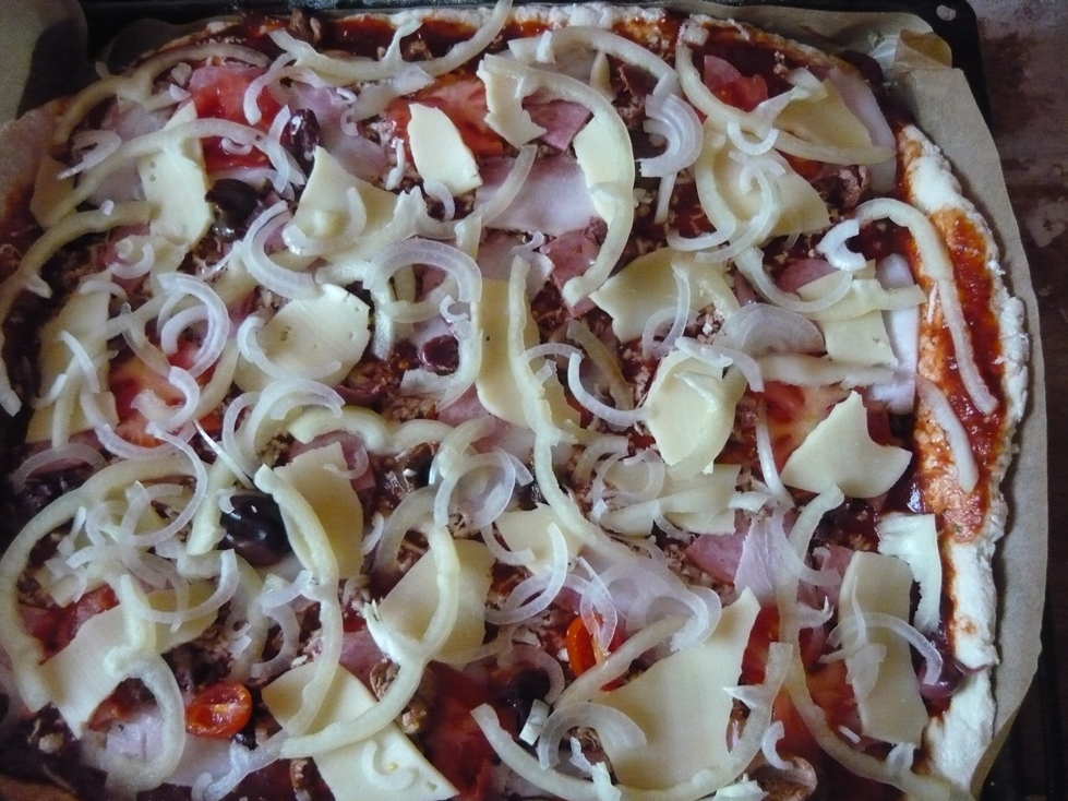 Pizza cu de toate