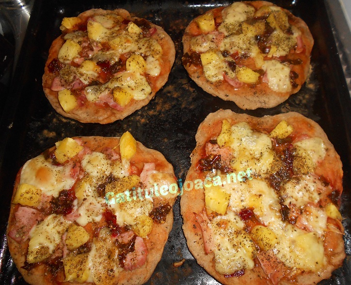 Mini-pizza hawaiana