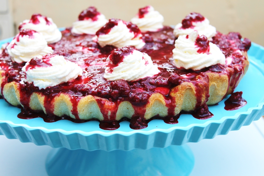 Tarta cu zmeura si crema de mascarpone