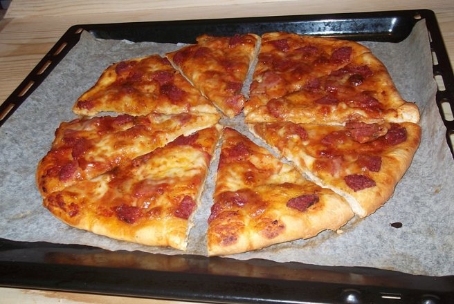 Pizza salami