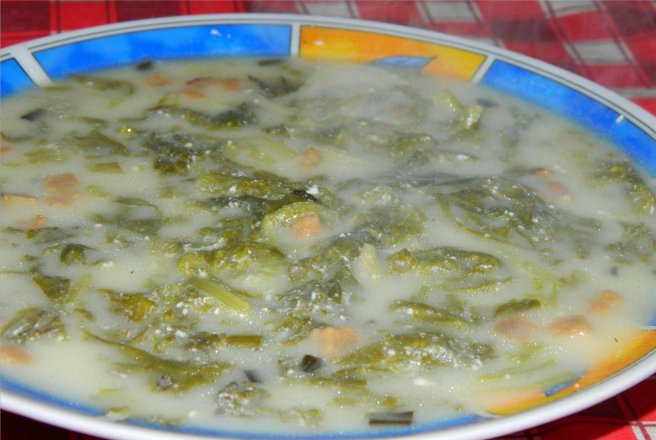 Ciorba de salata verde cu jintuiala