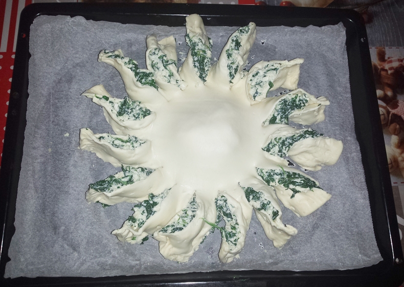 Tort sarat cu spanac si ricotta