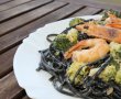 Linguini negre cu brocoli si creveti-18