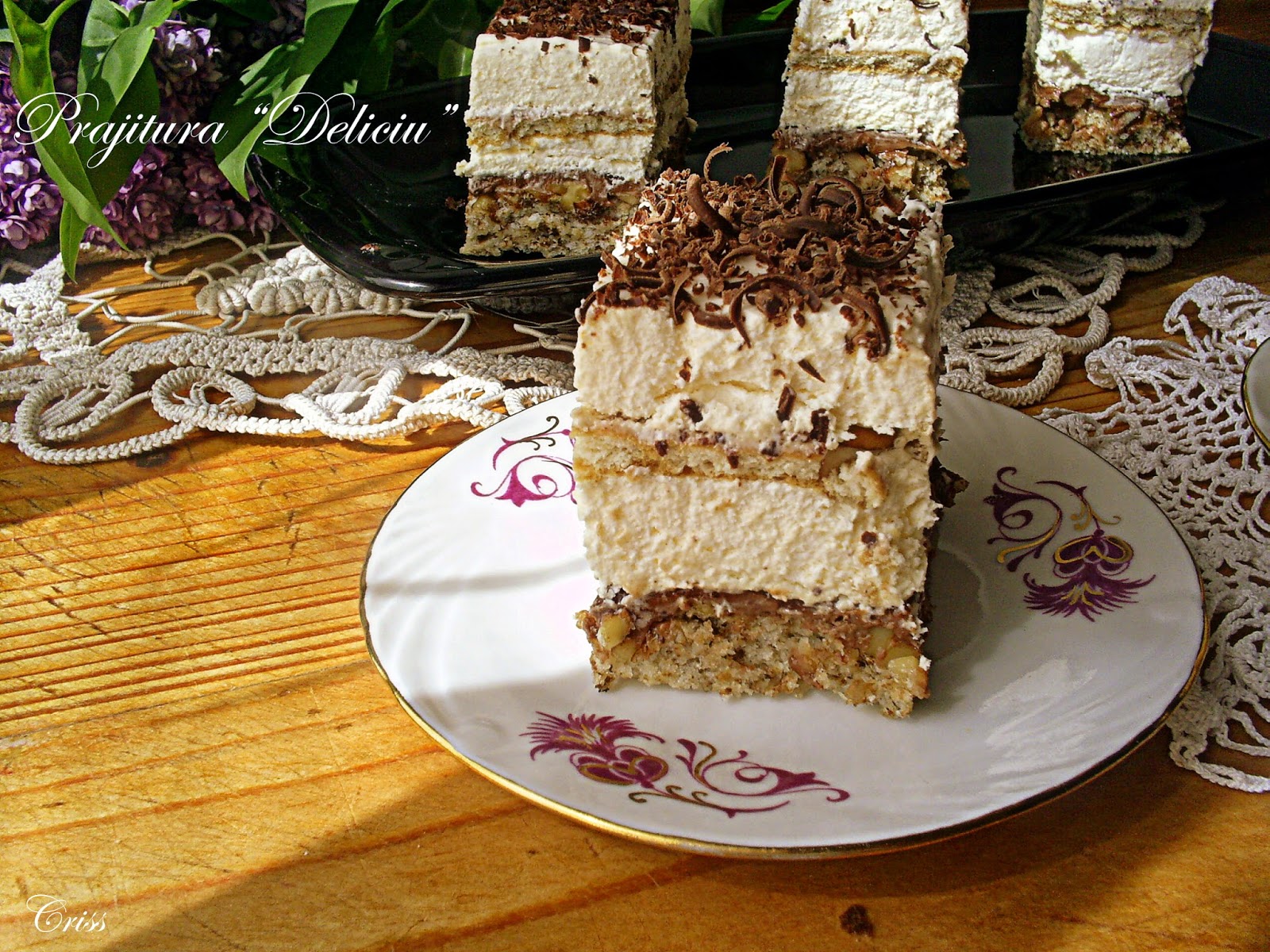 Reteta de Prajitura Deliciu cu nuci, biscuiti si ciocolata