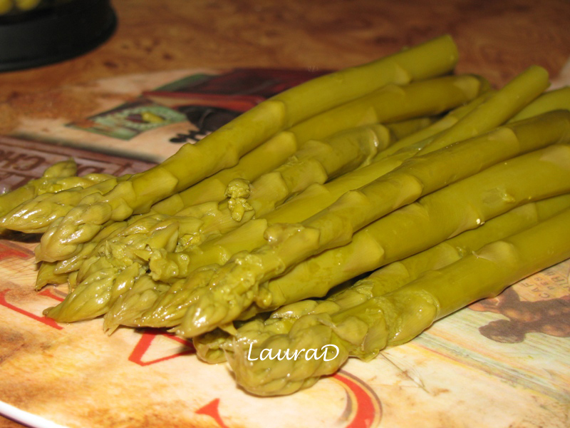 Mousse de sparanghel verde cu mazare si tarhon