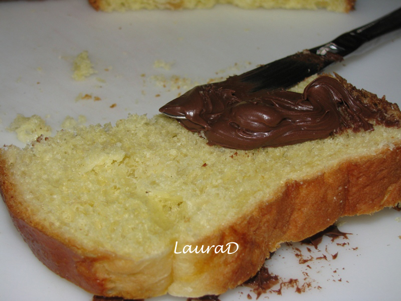 Pudding din panettone cu caramel si ciocolata