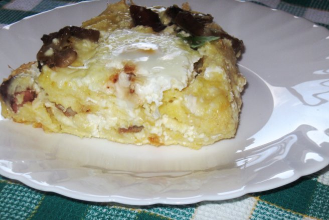 Mamaliguta in straturi ("Taci si inghite" - Multicooker)