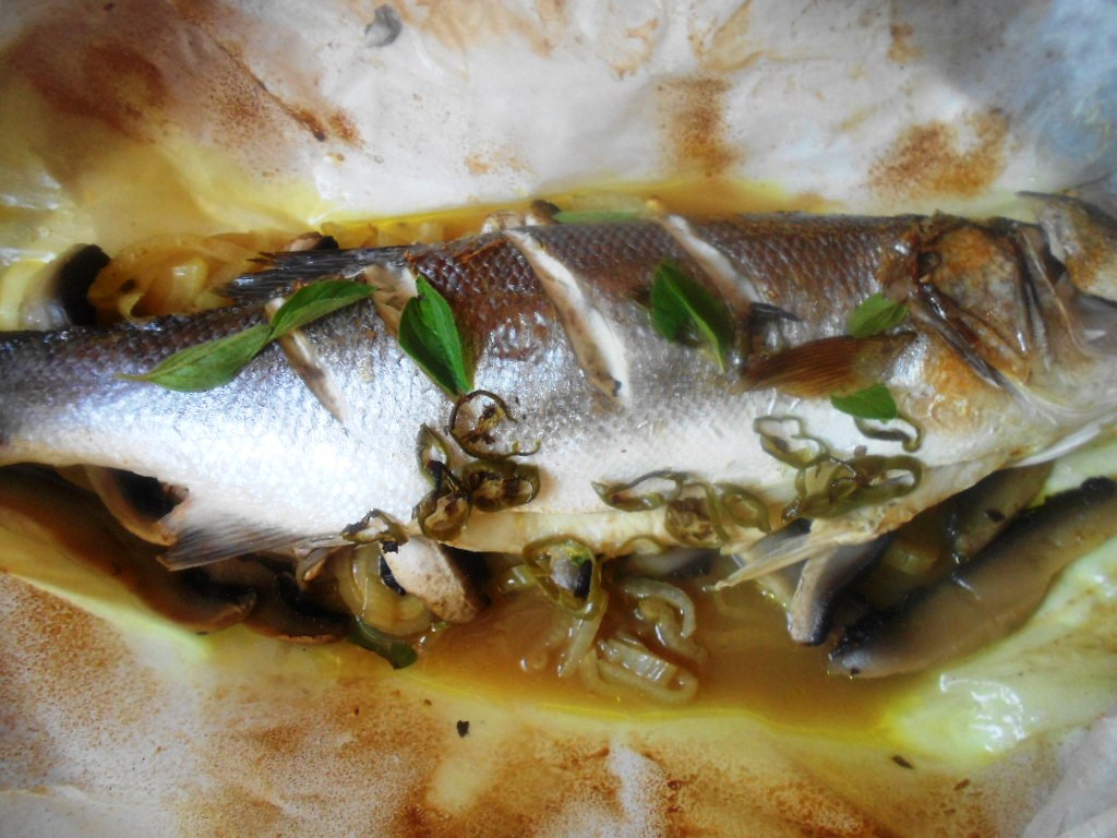 Biban de mare en papillote