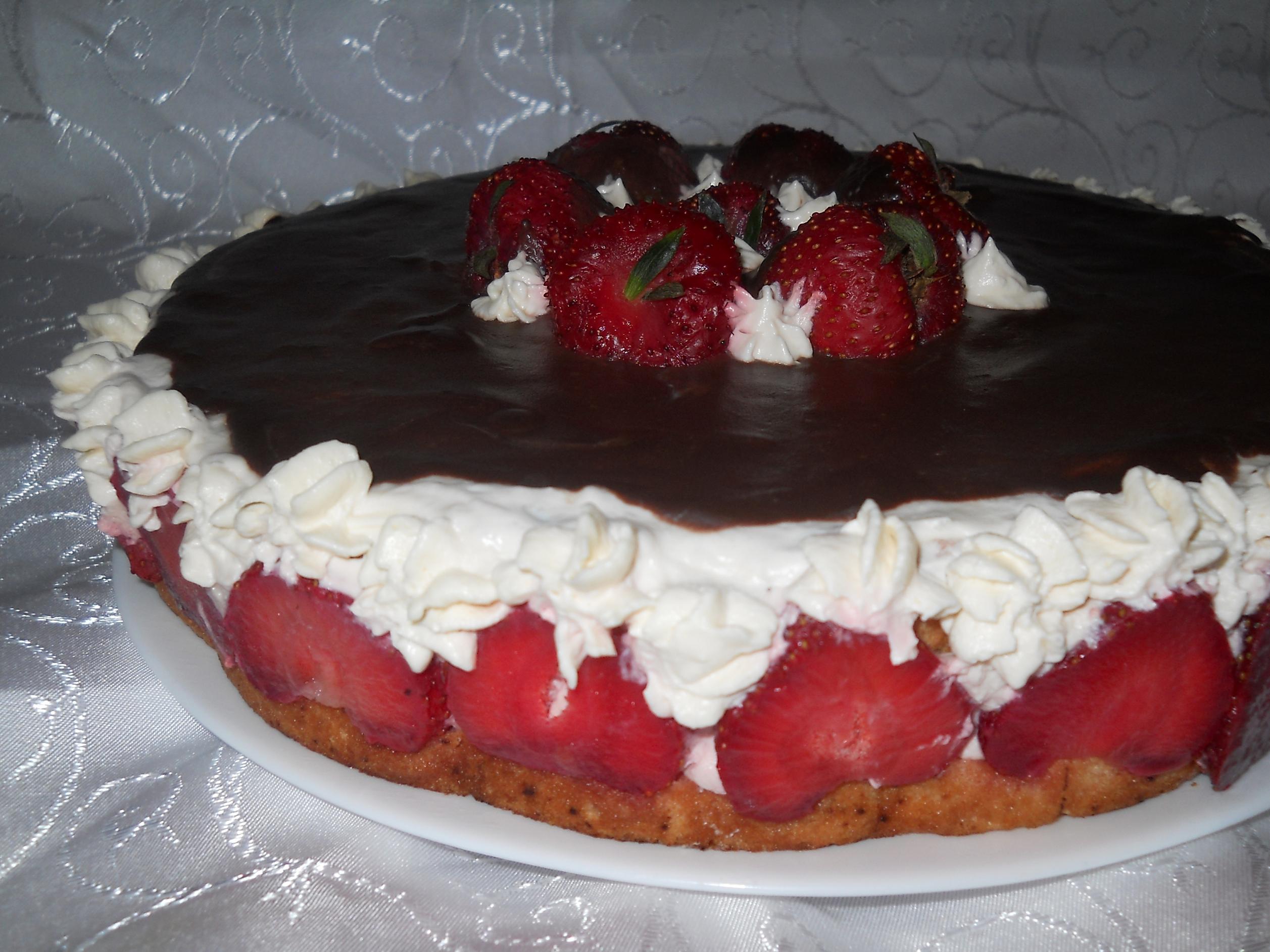 Tort bavareza de capsuni